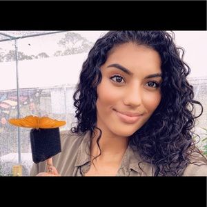 Meet your Posher, Monique